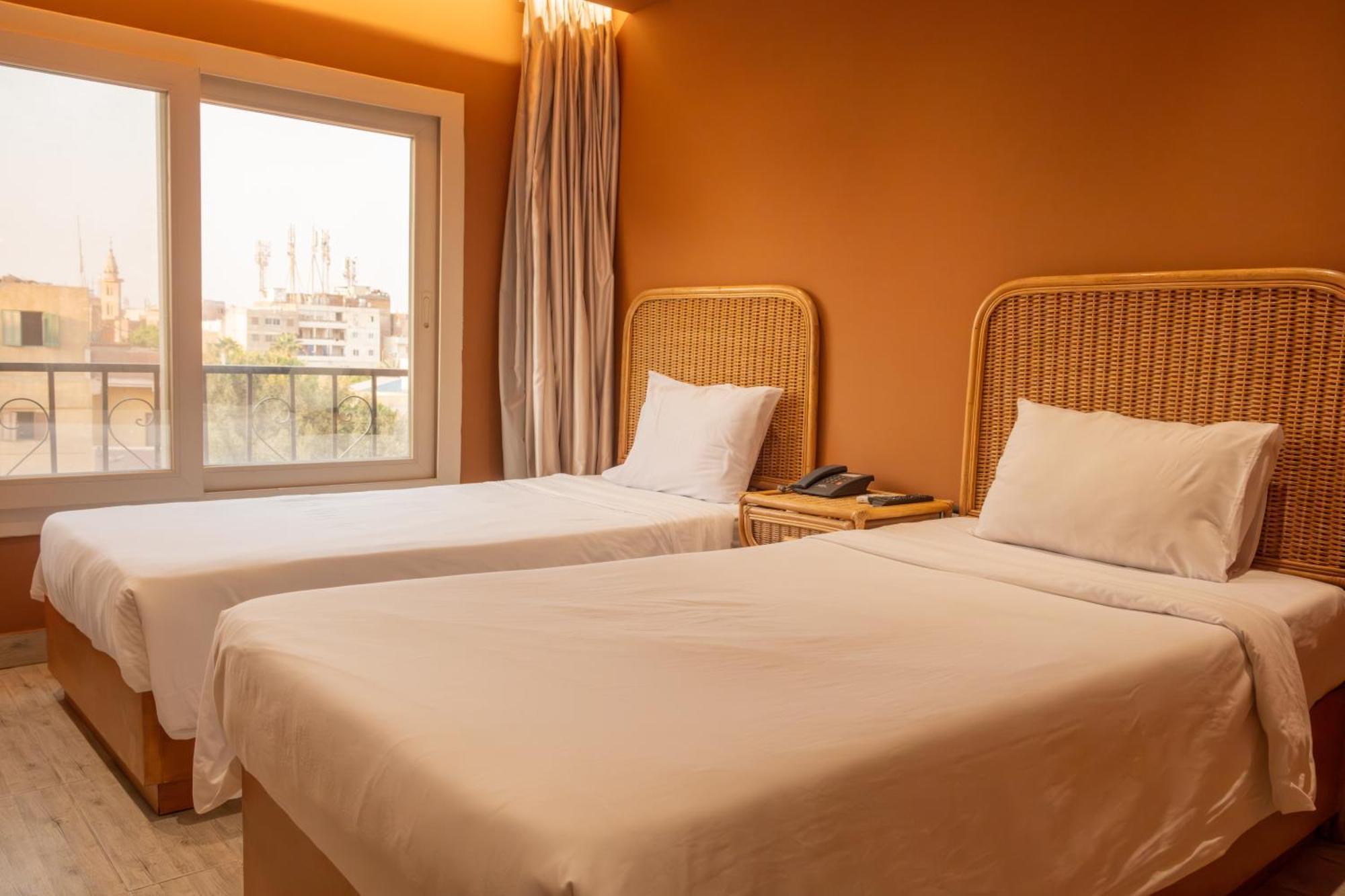 Jimmy Pyramids Hotel Kafrat al Jabal Екстер'єр фото